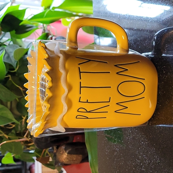 🌻Rae Dunn Pretty Mom Mug - Picture 1 of 4